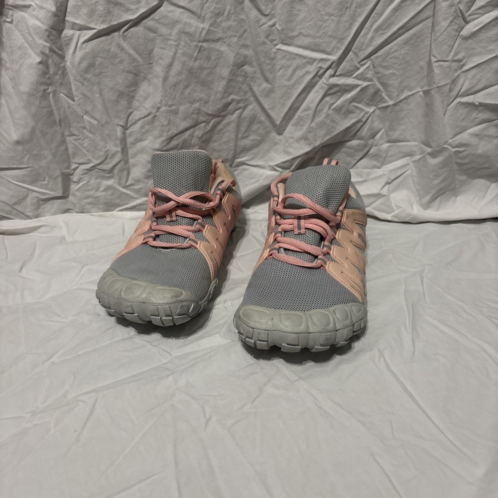 Weweya‎ Women's Pink an Gray running shoes Size 41 Size 10